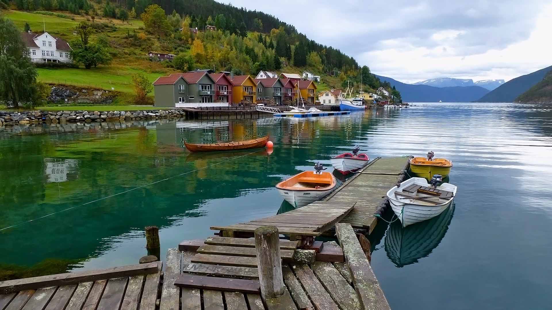 Fjordaussicht bei Kaupanger/ Norwegen